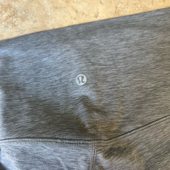 Lululemon Aligns 25” - Picture 2 of 3